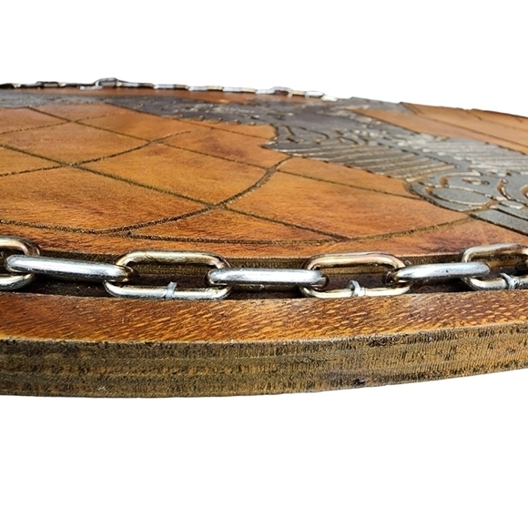 LARGE Eagle on Motorcycle engine Wood carved wall decor chain link detailing - Picture 8 of 8